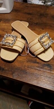NWOT A New Day Sz 11 Gorgeous bling Bling Sandals